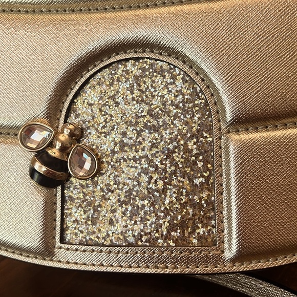 KATE SPADE DOWN THE RABBIT HOLE BEEHIVE GOLD CROSSBODY PURSE NWOT - Picture 2 of 15